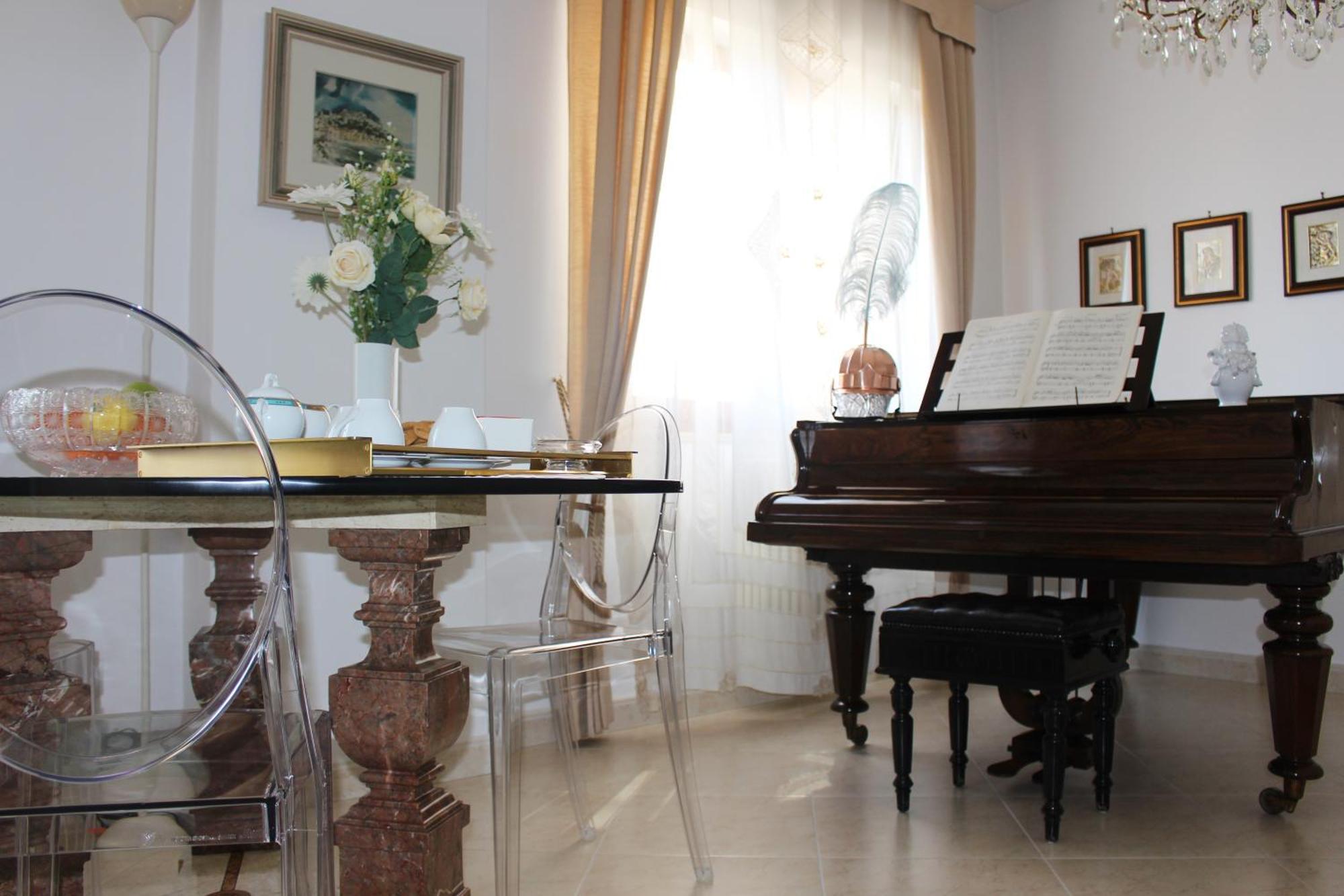 L'Attico Del Centro Bed & Breakfast Матера Екстериор снимка
